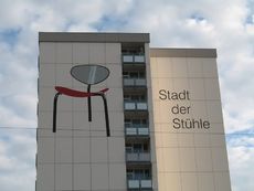 Weil am Rhein Stadt der Stühle 002.jpg
